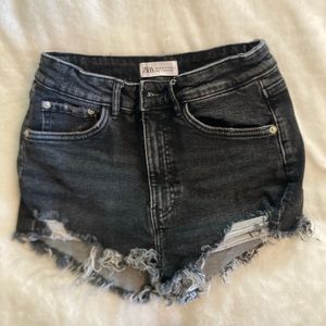 Zara size 4 black/gray denim shorts